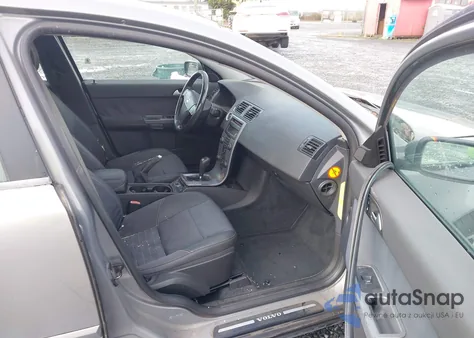 2004 Volvo S40 2.4I z USA, uszkodzony, nr VIN YV1MS382442006987